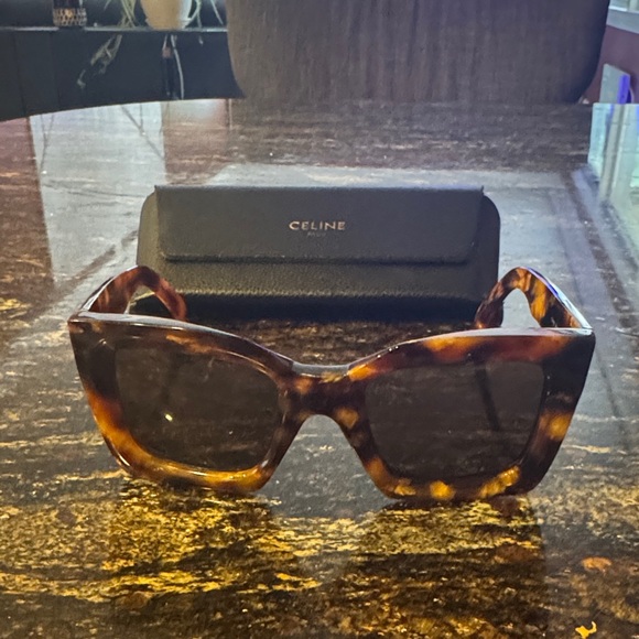 Celine Brown Tortoise Sunglasses - Picture 1 of 5